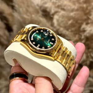 Đồng Hồ Rolex Phủ Vàng 18K Day-Date Mặt Số Ombré Xanh Lá Cây 36mm (1)
