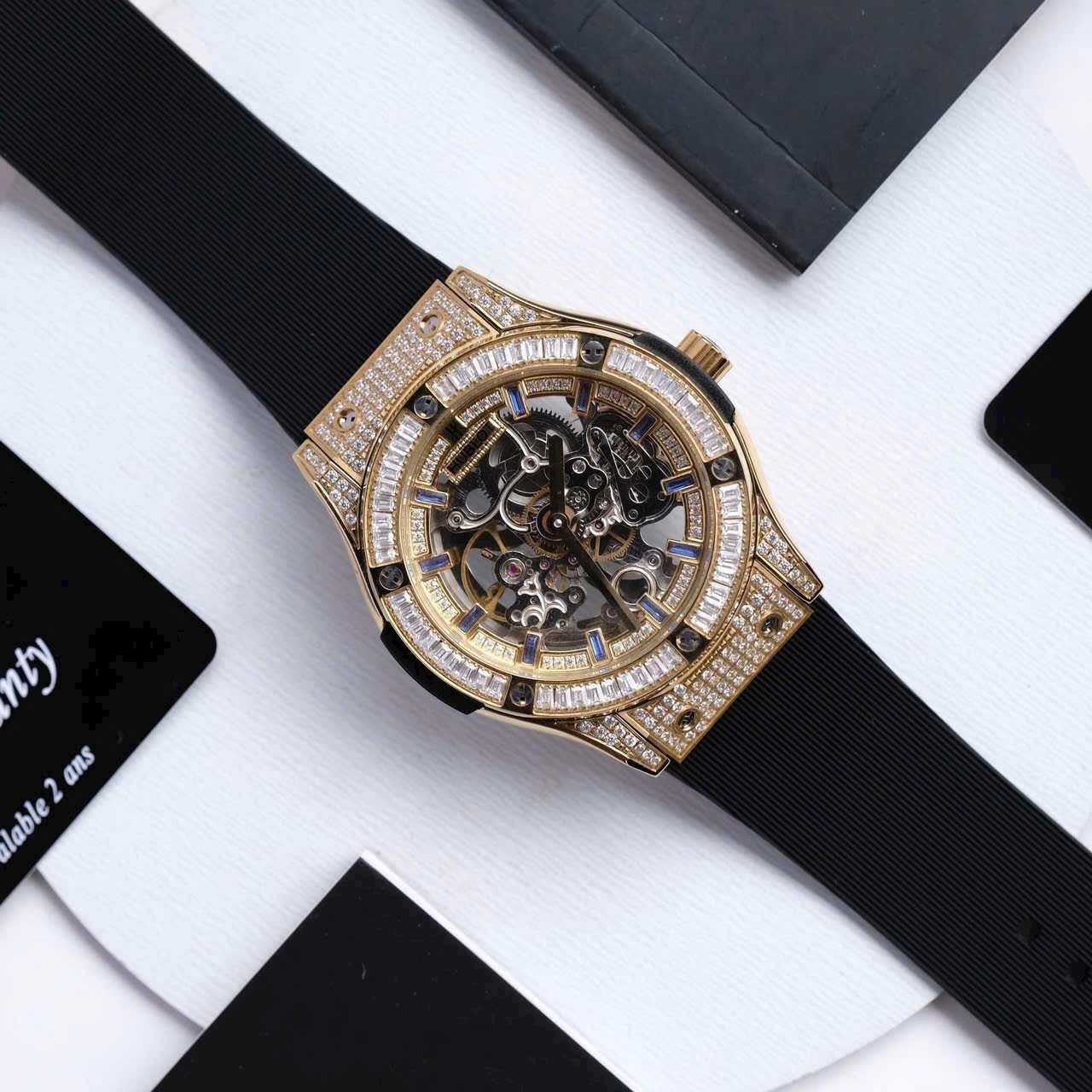Đồng Hồ Hublot Automatic Cơ Lộ Máy Nam Đính Đá Fake Nhật 42mm (6) Đồng Hồ Hublot Automatic Cơ Lộ Máy Nam Đính Đá Fake Nhật 42mm (5)