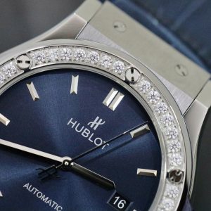 Đồng Hồ Hublot Nam Đính Đá Classic Fusion Mặt Xanh Replica Xưởng HB 42mm (5)