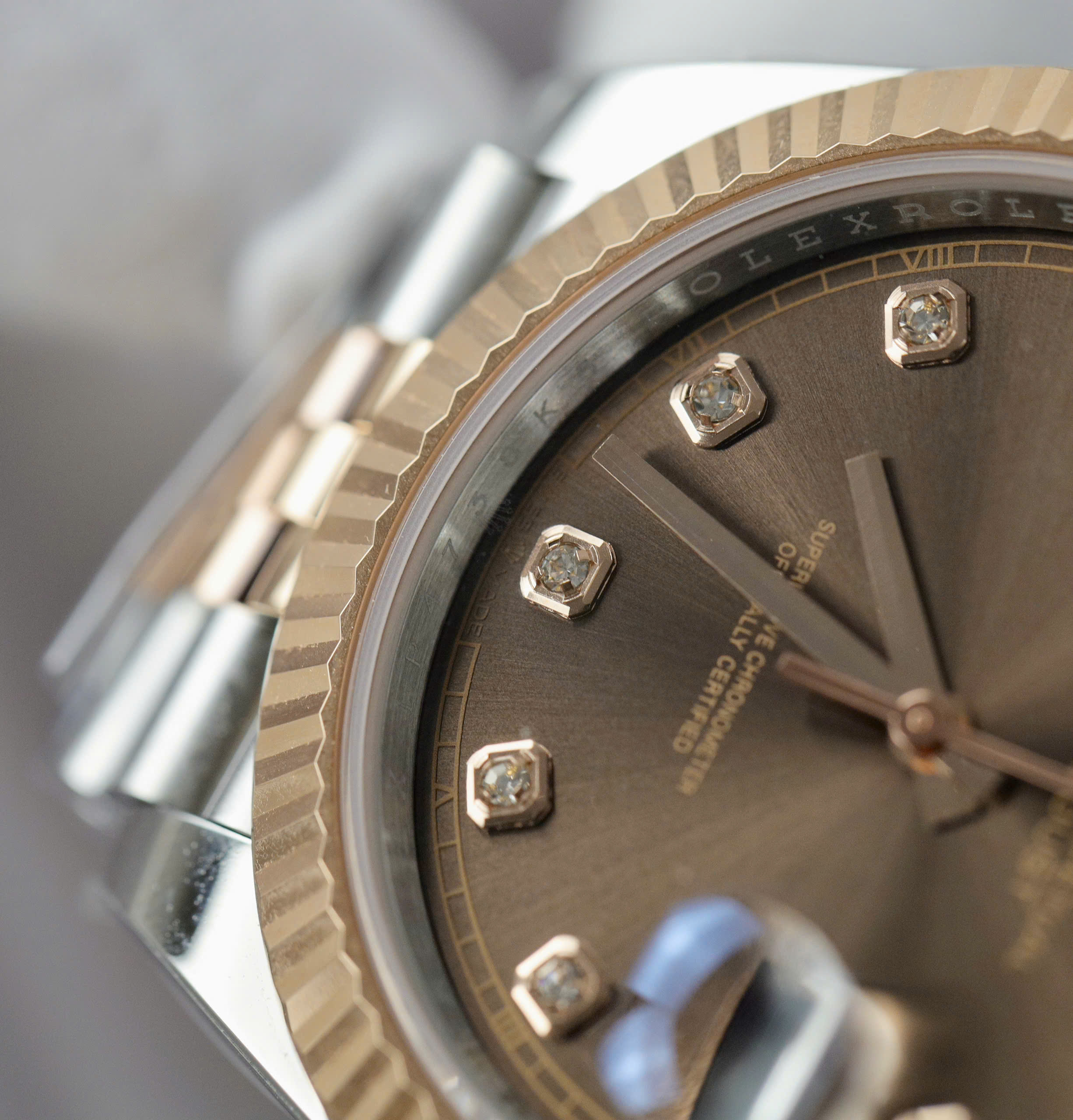 Đồng Hồ Nam Rolex DateJust Super Fake Cao Cấp Mặt Chocolate Máy Thuỵ Sỹ 41mm (4) Dong Ho Nam Rolex DateJust Super Fake Cao Cap Mat Chocolate May Thuy Sy 41mm 4