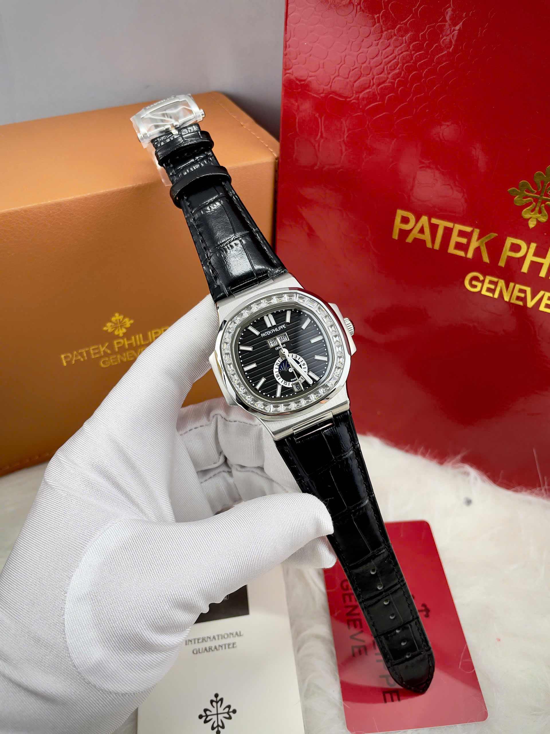 Đồng Hồ Patek Philippe Automatic Nam Fake Máy Cơ Nhật Nautilus 5726 40mm (5) Đồng Hồ Patek Philippe Automatic Nam Fake Máy Cơ Nhật Nautilus 5726 40mm (4)