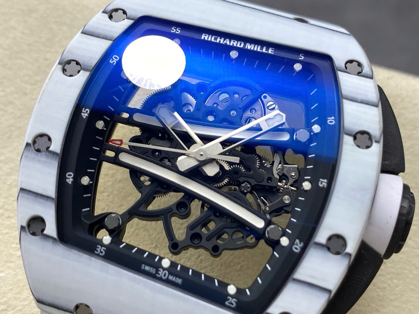 Đồng Hồ Richard Mille Chế Tác RM61-01 Ultimate Edition Yohan Blake Xưởng ZF (1) Đồng Hồ Richard Mille Chế Tác RM61-01 Ultimate Edition Yohan Blake Xưởng ZF (9)