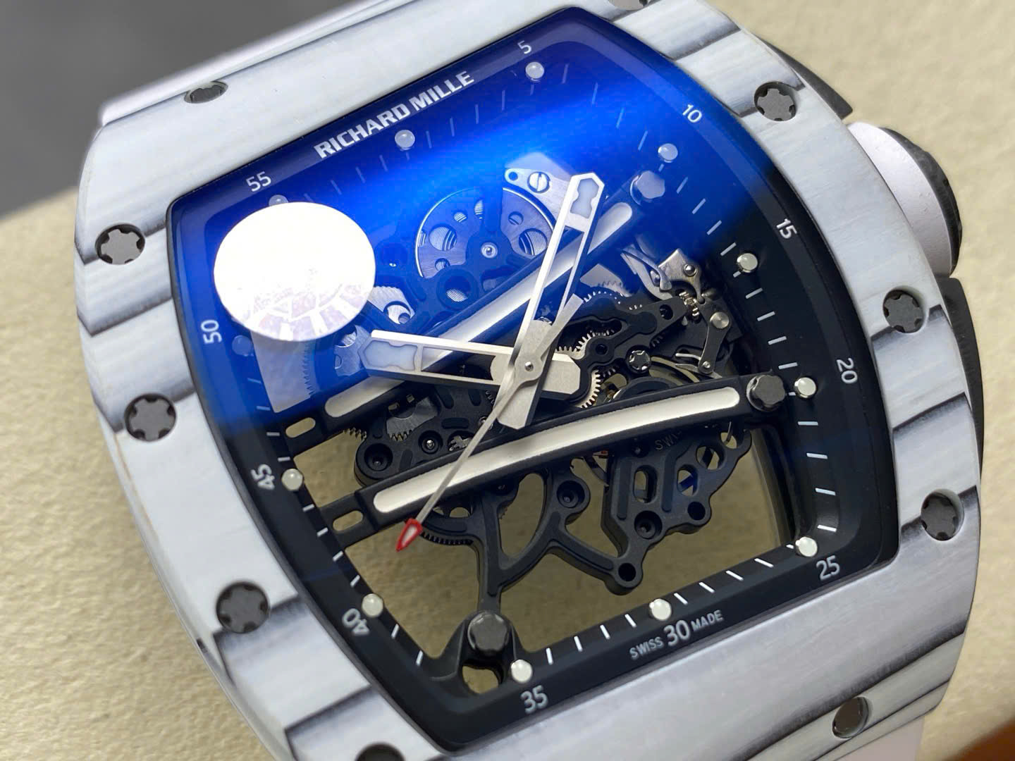 Đồng Hồ Richard Mille Chế Tác RM61-01 Ultimate Edition Yohan Blake Xưởng ZF (8) Đồng Hồ Richard Mille Chế Tác RM61-01 Ultimate Edition Yohan Blake Xưởng ZF (9)