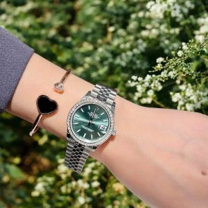 Đồng Hồ Rolex Chế Tác Đính Đá Moissanite DateJust Mặt Xanh Lá Cây 31mm (7)