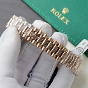 Đồng Hồ Rolex Datejust 278285RBR Butterfly Nữ Bọc Vàng Đính Moissanite 31mm (5)