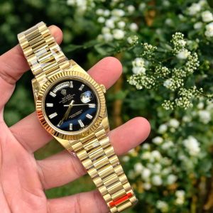 Đồng Hồ Rolex Fake Cao Cấp Day-Date 228235 Mặt Số Đen 40mm (2)