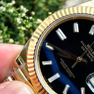 Đồng Hồ Rolex Fake Cao Cấp Day-Date 228235 Mặt Số Đen 40mm (2)