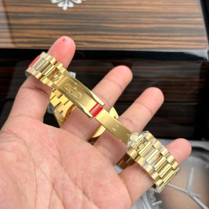 Đồng Hồ Rolex Fake Cao Cấp Day-Date 228235 Mặt Vàng Cọc Số Đá 40mm (7)