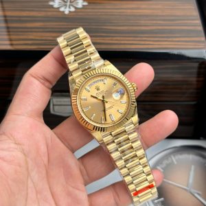 Đồng Hồ Rolex Fake Cao Cấp Day-Date 228235 Mặt Vàng Cọc Số Đá 40mm (7)