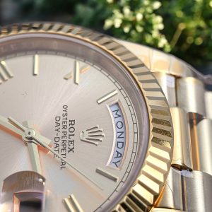 Đồng Hồ Rolex Fake Cao Cấp Day-Date 228235 Vàng Champagne 40mm (1)