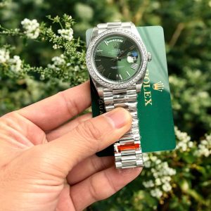 Đồng Hồ Rolex Fake Cao Cấp Day-Date 228236 Mặt Đanh Lá Đính Đá 40mm (1)