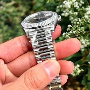 Đồng Hồ Rolex Fake Cao Cấp Day-Date 228236 Mặt Xám Dây Kim Loại 40mm (1)