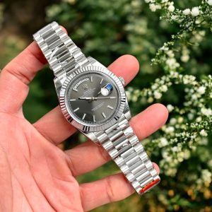 Đồng Hồ Rolex Fake Cao Cấp Day-Date 228236 Mặt Xám Dây Kim Loại 40mm (1)