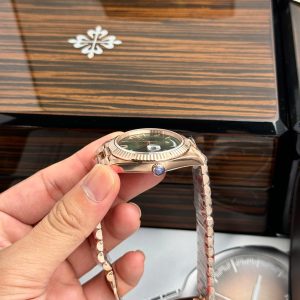 Đồng Hồ Rolex Fake Cao Cấp Day-Date 228238 Mặt Xanh Olive 40mm (1)