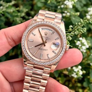 Đồng Hồ Rolex Fake Thuỵ Sỹ Day-Date 228238 Đính Đá Nam 40mm (8)