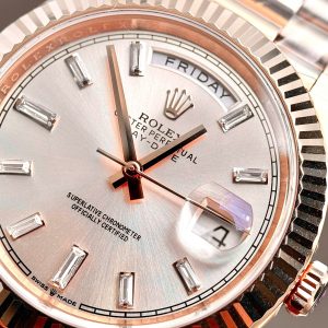 Đồng Hồ Rolex Fake Thuỵ Sỹ Day-Date 228238 Mặt Số Hồng 40mm (1)