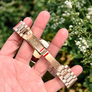 Đồng Hồ Rolex Fake Thuỵ Sỹ Day-Date 228238 Mặt Số Hồng 40mm (1)