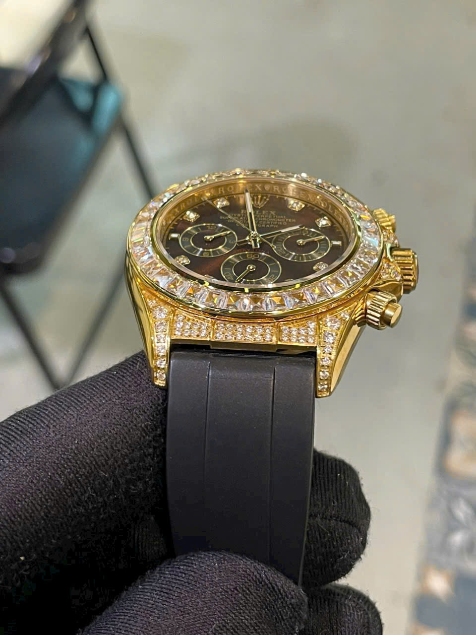 Đồng Hồ Rolex Nam Đính Full Đá Daytona Fake Máy Nhật Automatic 40mm (2) Đồng Hồ Rolex Nam Đính Full Đá Daytona Fake Máy Nhật Automatic 40mm (7)