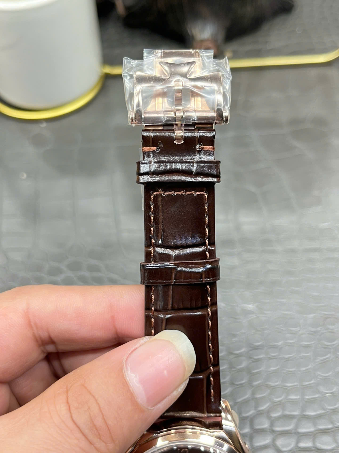 Đồng Hồ Vacheron Constantin Fiftysix complete calendar 4000E Rep 11 Màu Nâu (1) Đồng Hồ Vacheron Constantin Fiftysix complete calendar 4000E Rep 11 Màu Nâu (9)