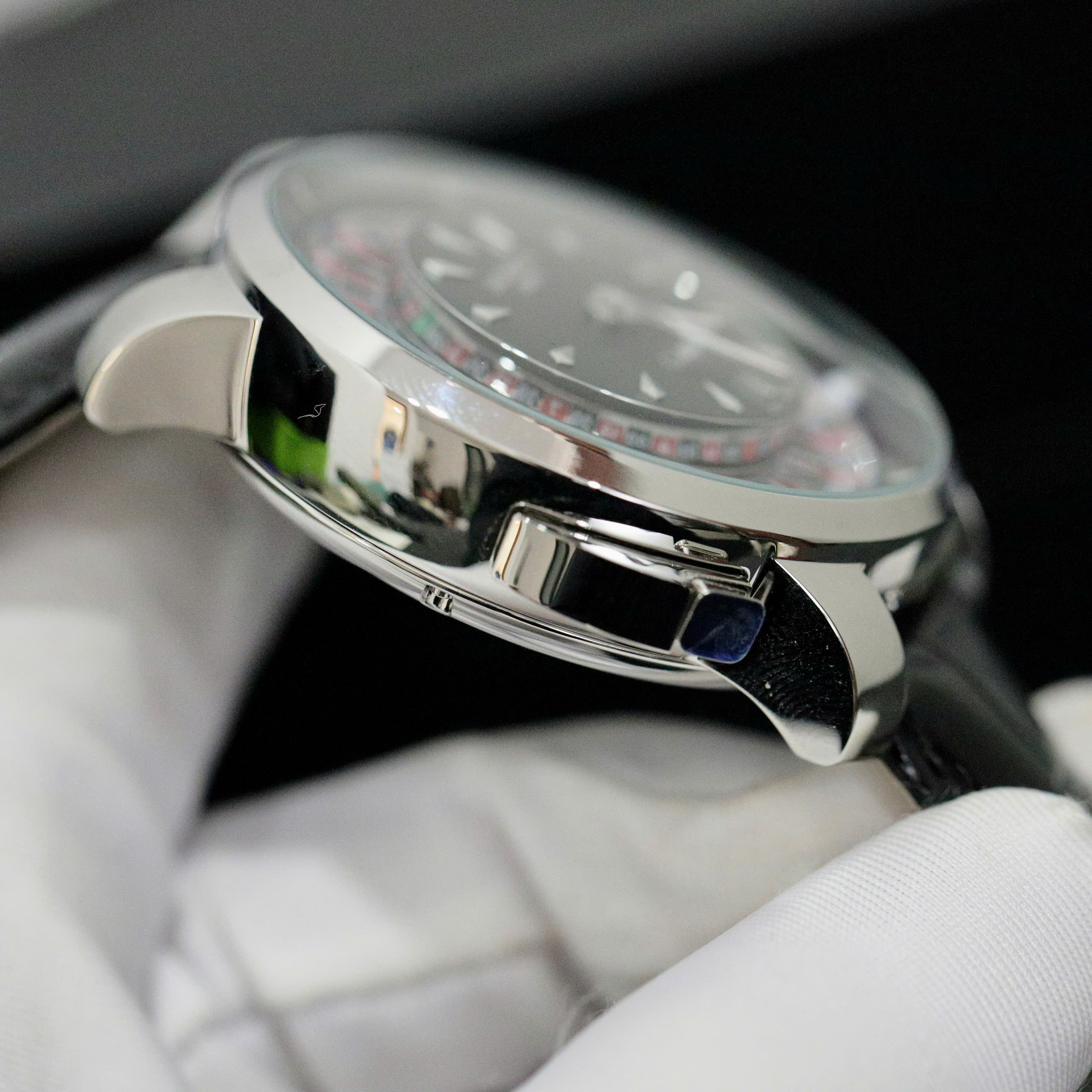 Đồng Hồ Jacob & Co Rep 11 Casino Roulette Màu Thép Trắng Dây Da Màu Đen 44mm (6) Đồng Hồ Jacob & Co Rep 11 Casino Roulette Màu Thép Trắng Dây Da Màu Đen 44mm (4)