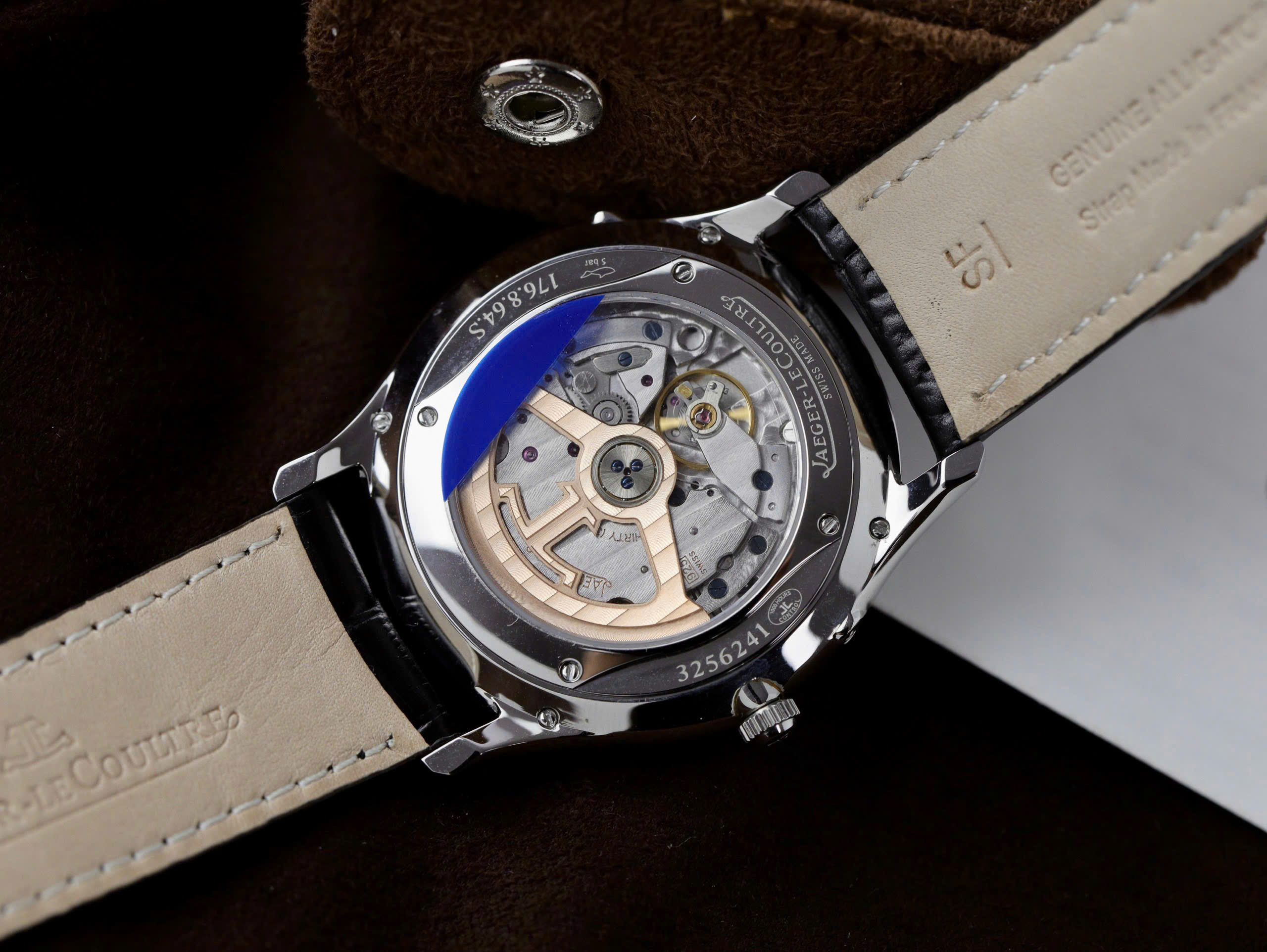 Đồng Hồ Jaeger LeCoultre Rep 1 1 Master Ultra Thin Moon Xưởng APS Màu Xanh 39mm (6) Đồng Hồ Jaeger LeCoultre Rep 1 1 Master Ultra Thin Moon Xưởng APS Màu Xanh 39mm (9)