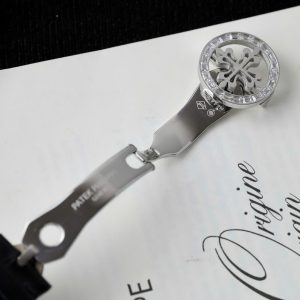 Đồng Hồ Patek Philippe Complications 6104G Rep 1 1 Đính Đá Máy Cơ Thuỵ Sỹ 44mm (1)