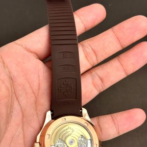Dong Ho Patek Philippe Rep 11 Aquanaut 5261 Mat So Chocolate Day Cao Su 40mm 9