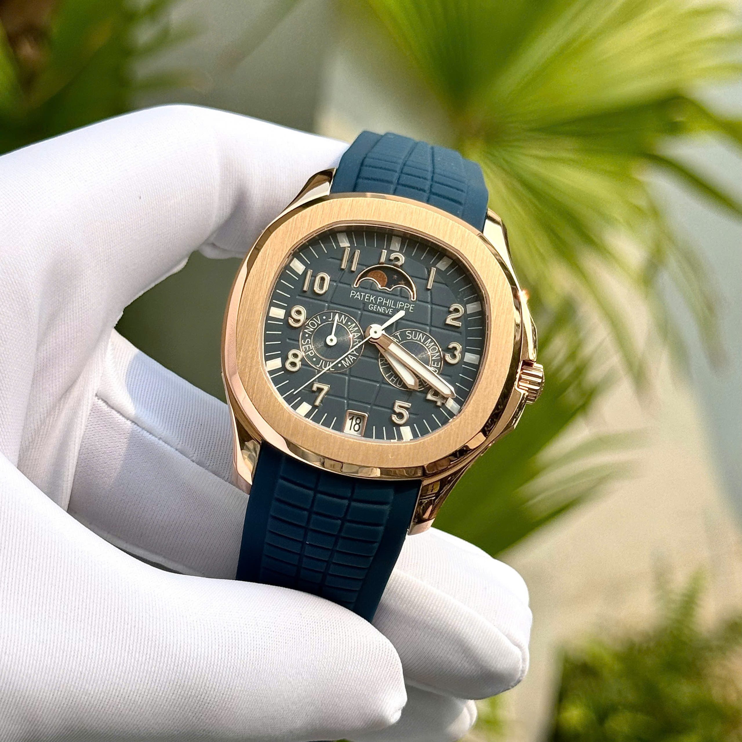 Đồng Hồ Patek Philippe Rep 11 Aquanaut 5261 Mặt Số Xanh Dương Dây Cao Su 40mm (1) Đồng Hồ Patek Philippe Rep 11 Aquanaut 5261 Mặt Số Xanh Dương Dây Cao Su 40mm (1)