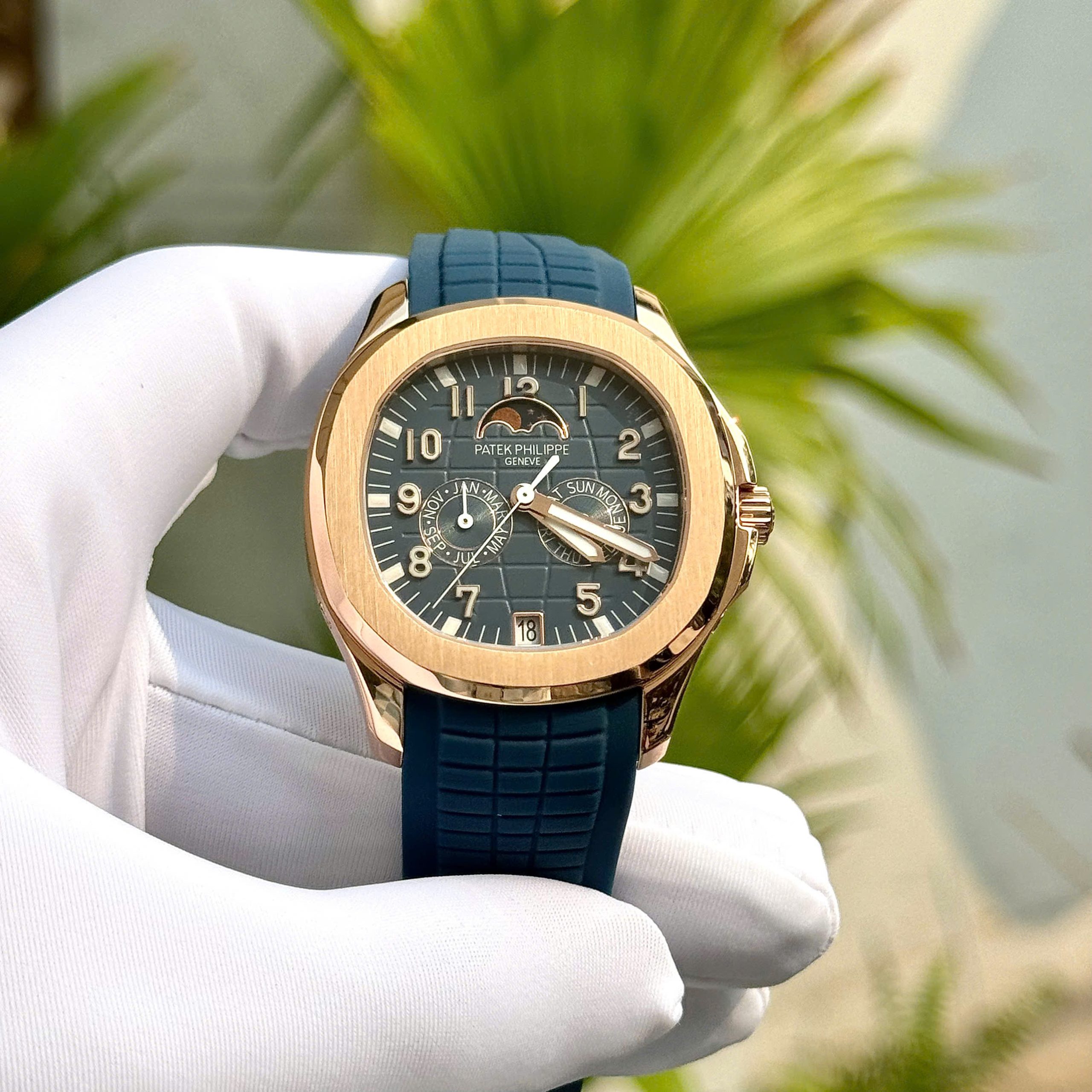 Đồng Hồ Patek Philippe Rep 11 Aquanaut 5261 Mặt Số Xanh Dương Dây Cao Su 40mm (8) Đồng Hồ Patek Philippe Rep 11 Aquanaut 5261 Mặt Số Xanh Dương Dây Cao Su 40mm (1)