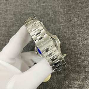 Đồng Hồ Patek Philippe Replica 1 1 Nautilus 5712 Mặt Xanh V4 Nhà Máy PPF 40mm (5)