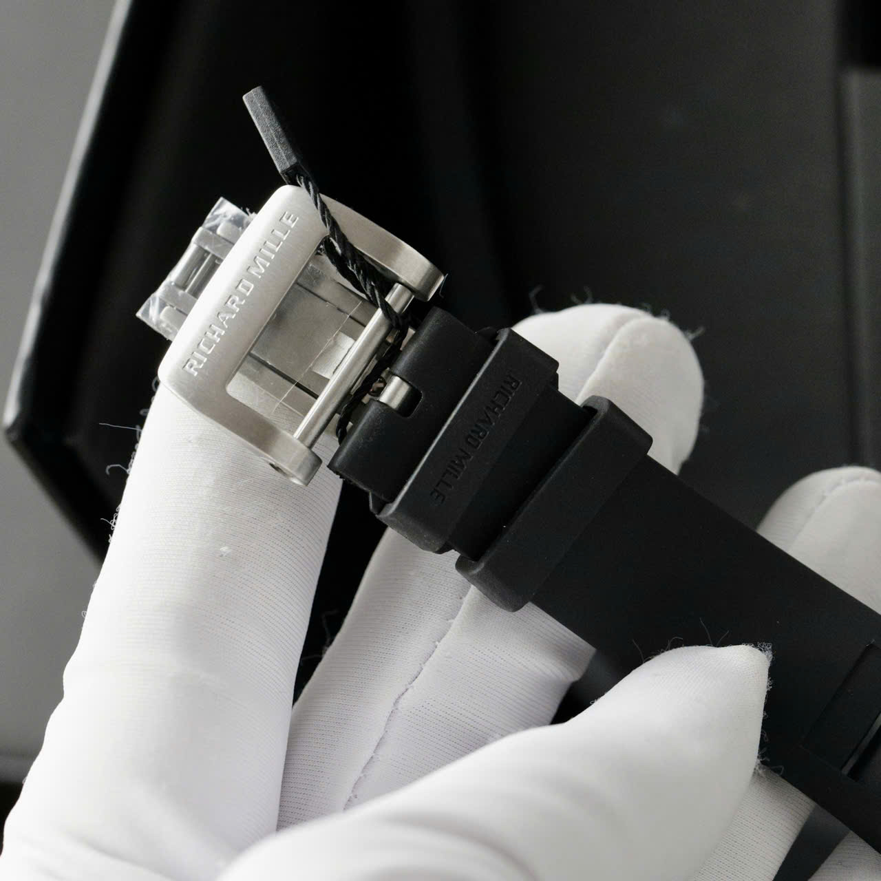 Đồng Hồ Richard Mille Replica Cao Cấp Nam Đính Đá Máy Cơ Tự Động 40mm (10) Đồng Hồ Richard Mille Replica Cao Cấp Nam Đính Đá Máy Cơ Tự Động 40mm (7)