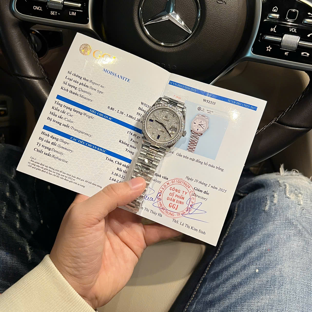 Đồng Hồ Rolex Chế Tác Day-Date 228349RBR Đính Đá Moissanite Xưởng GM 40mm (4) Đồng Hồ Rolex Chế Tác Day-Date 228349RBR Đính Đá Moissanite Xưởng GM 40mm (6)