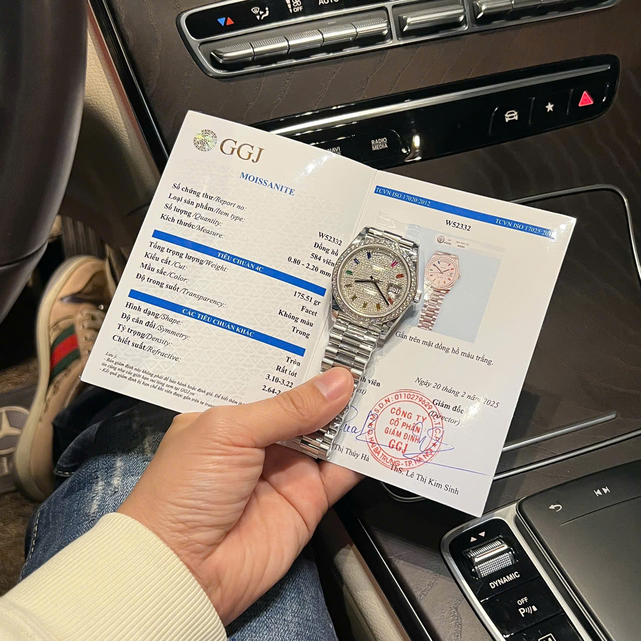 Đồng Hồ Rolex Chế Tác Day-Date 228349RBR Độ Đá Moissanite Xưởng GM 40mm (4) Đồng Hồ Rolex Chế Tác Day-Date 228349RBR Độ Đá Moissanite Xưởng GM 40mm (1)