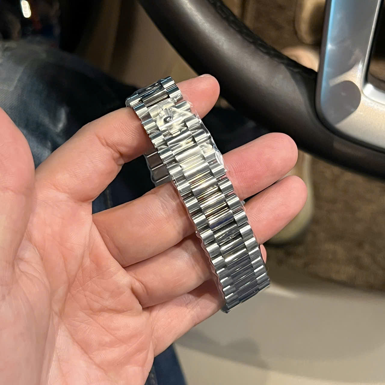 Đồng Hồ Rolex Chế Tác Day-Date 228349RBR Độ Đá Moissanite Xưởng GM 40mm (6) Đồng Hồ Rolex Chế Tác Day-Date 228349RBR Độ Đá Moissanite Xưởng GM 40mm (1)