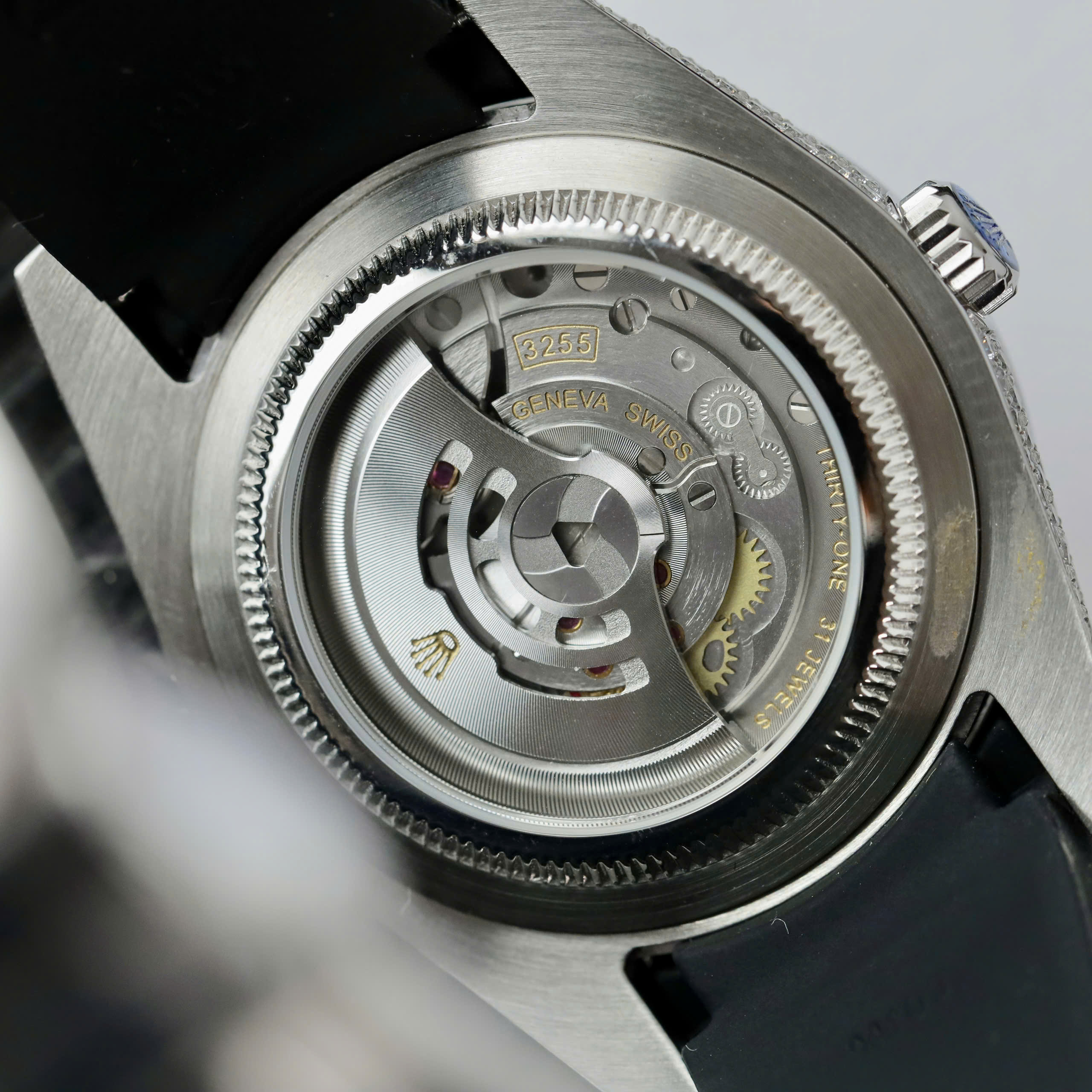 Đồng Hồ Rolex Nam Đính Đá DateJust Rainbow Replica Đính Full Đá Máy Cơ 41mm (9) Đồng Hồ Rolex Nam Đính Đá DateJust Rainbow Replica Đính Full Đá Máy Cơ 41mm (5)