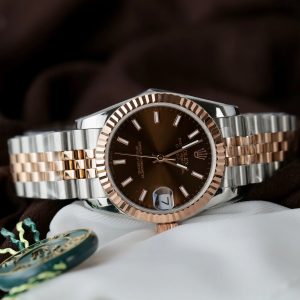 Đồng Hồ Rolex Rep 1 1 DateJust Nữ Đính Đá Mặt Chocolate Dạ Quang Nhà Máy GS 31mm (10)