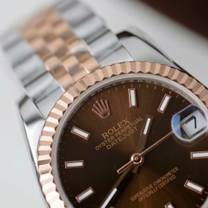 Đồng Hồ Rolex Rep 1 1 DateJust Nữ Đính Đá Mặt Chocolate Dạ Quang Nhà Máy GS 31mm (10)