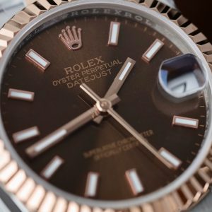 Đồng Hồ Rolex Rep 1 1 DateJust Nữ Đính Đá Mặt Chocolate Dạ Quang Nhà Máy GS 31mm (10)