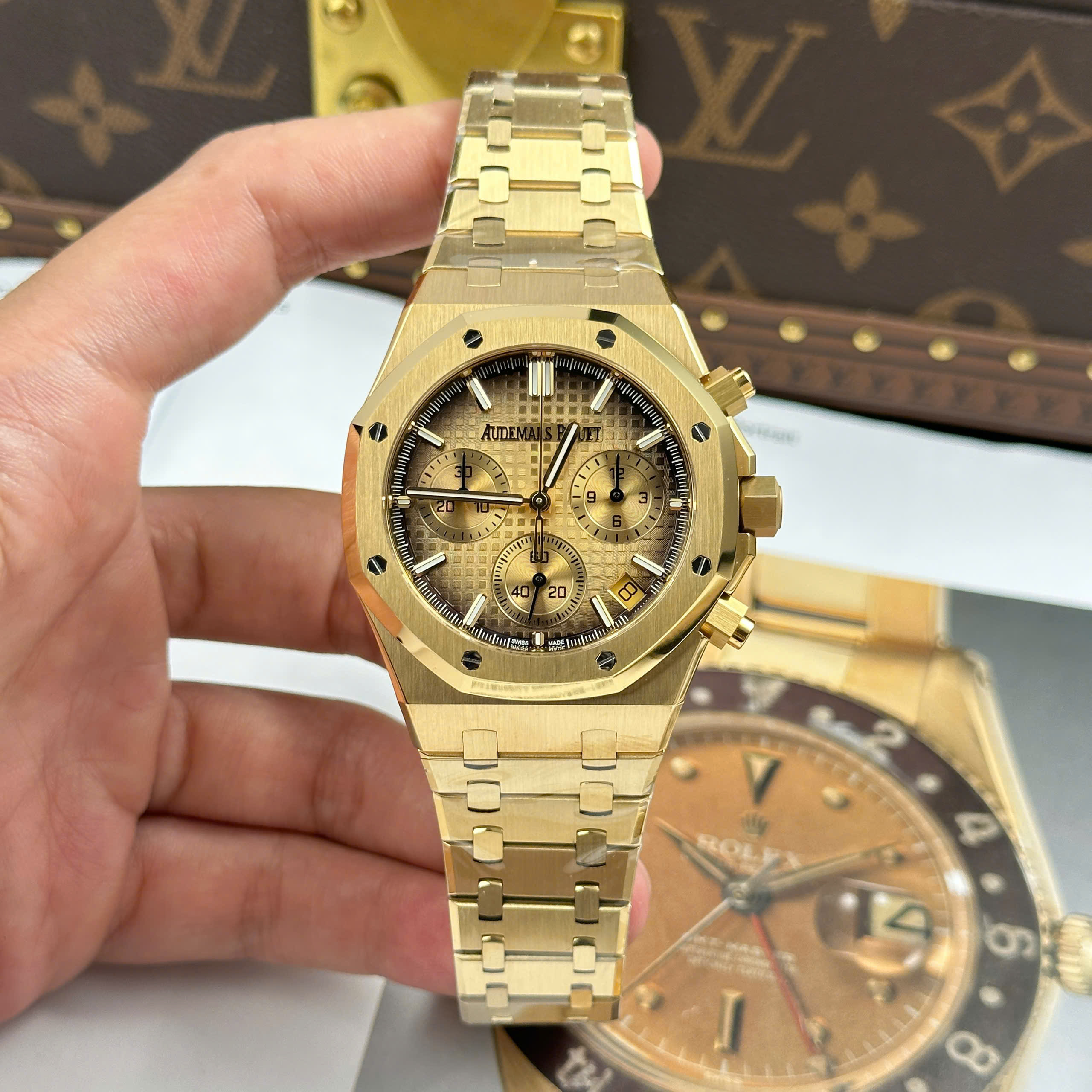 Đồng Hồ Audemars Piguet Rep 1 1 Royal Oak 26240BA Cao Cấp Nhất Xưởng APS 41mm (8) Đồng Hồ Audemars Piguet Rep 1 1 Royal Oak 26240BA Cao Cấp Nhất Xưởng APS 41mm (2)