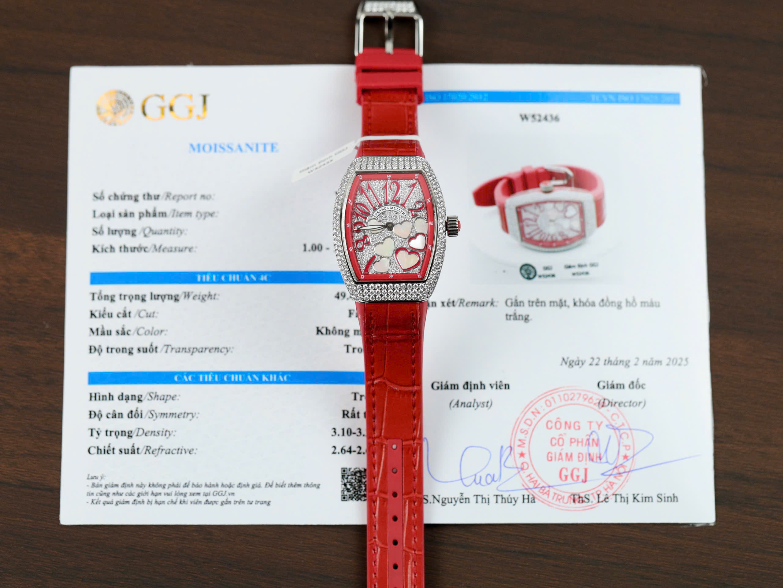 Đồng Hồ Franck Muller V32 Nữ Siêu Cấp Trái Tim Đính Full Kim Cương Moissanite 36mm (2) Đồng Hồ Franck Muller V32 Nữ Siêu Cấp Trái Tim Đính Full Kim Cương Moissanite 36mm (10)