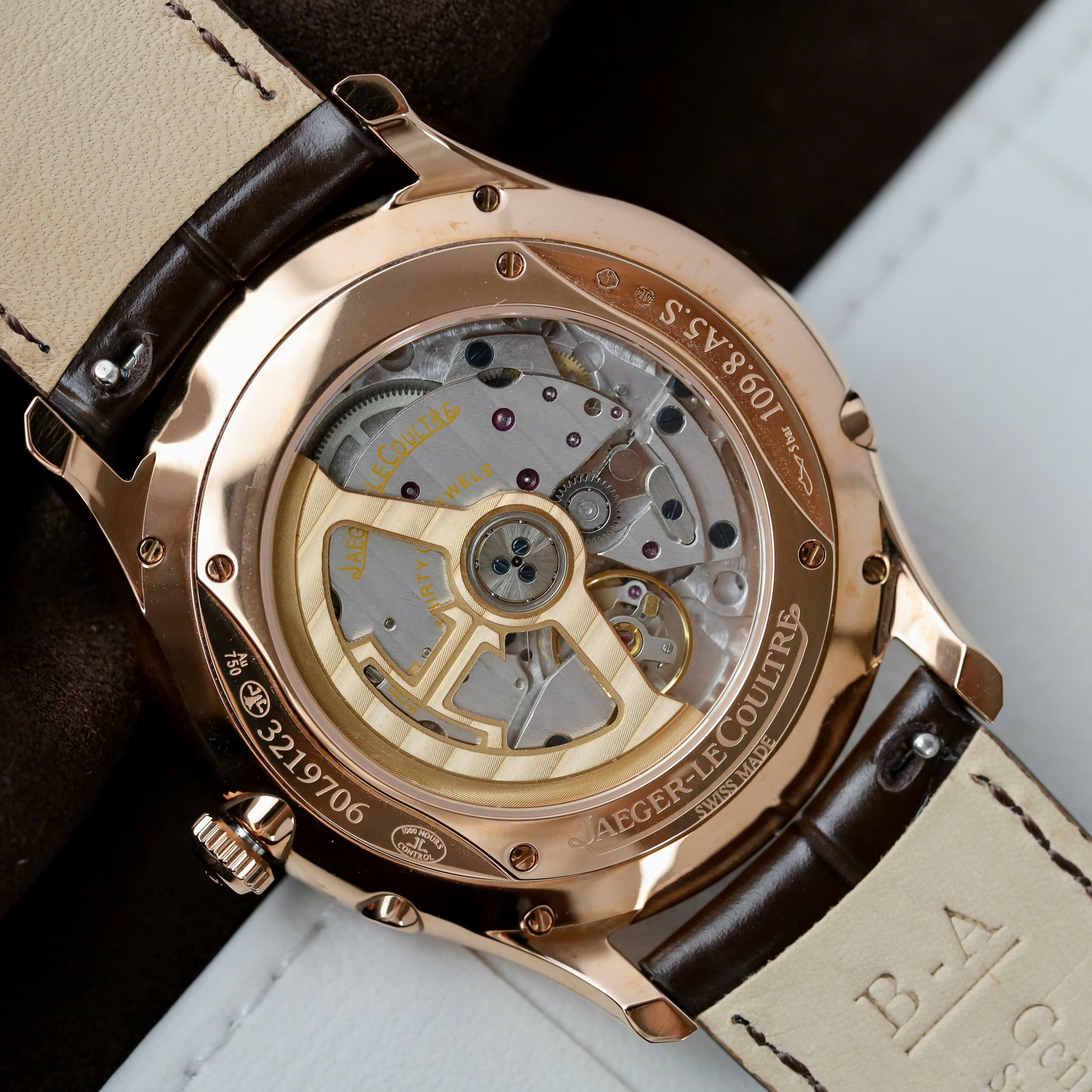 Đồng Hồ Jaeger LeCoultre Rep 11 Master Ultra Thin Moon Đính Đá Nam Xưởng APS 39mm (5) Dong Ho Jaeger LeCoultre Rep 11 Master Ultra Thin Moon Dinh Da Nam Xuong APS 39mm 5