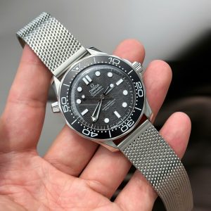 Đồng Hồ Omega Seamaster Diver 300m Rep 11 Mặt Đen Máy Thuỵ Sỹ Xưởng VS 42mm (6)