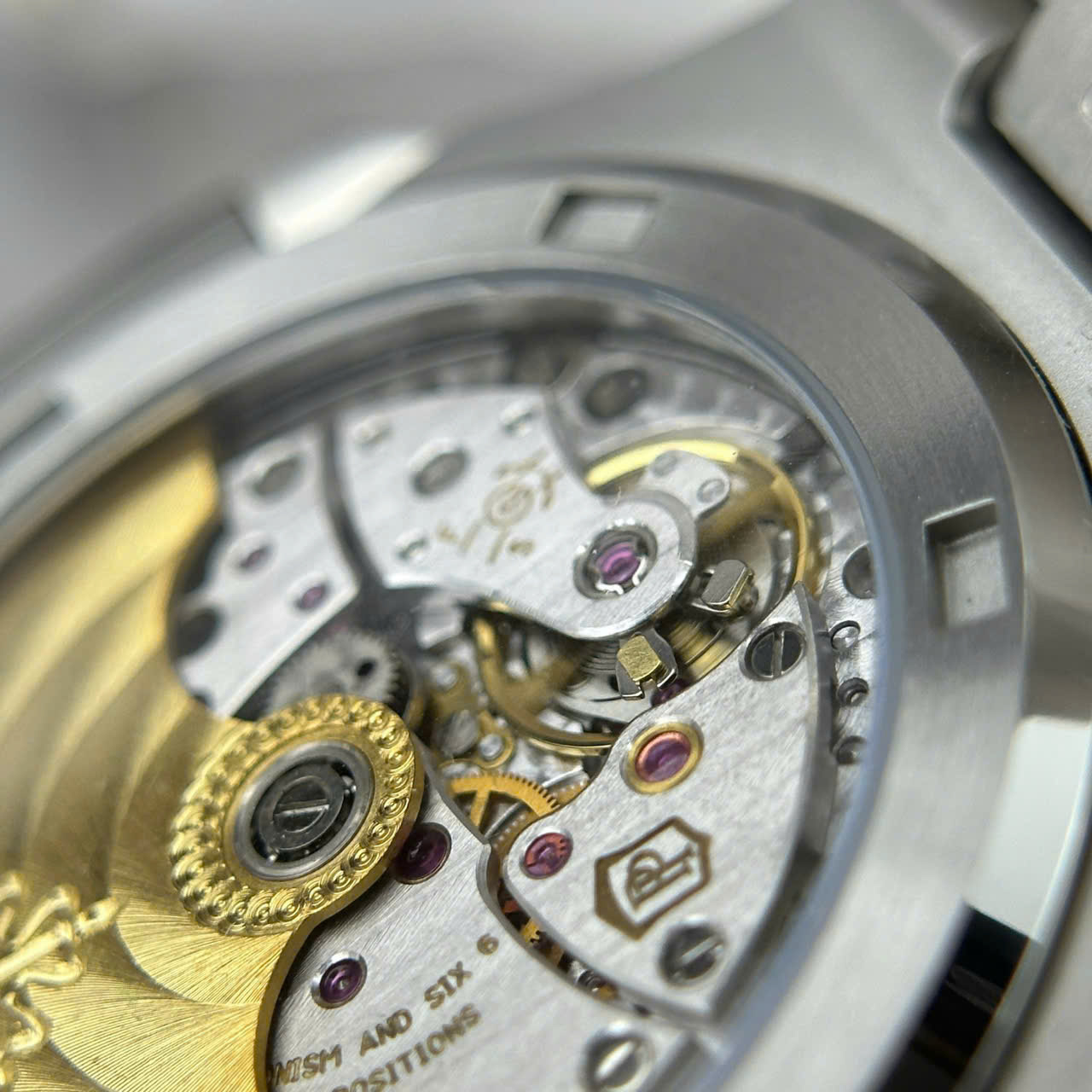 Đồng Hồ Patek Philippe Tinh Chỉnh Cao Cấp Nhất Nautilus 5711 Mặt Xanh Blue 40mm (6) Dong Ho Patek Philippe Tinh Chinh Cao Cap Nhat Nautilus 5711 Mat Xanh Blue 40mm 6