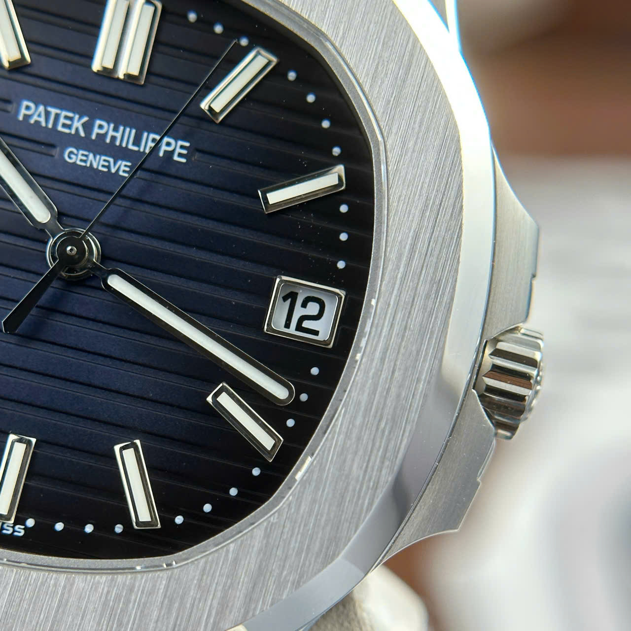 Đồng Hồ Patek Philippe Tinh Chỉnh Cao Cấp Nhất Nautilus 5811 Mặt Xanh Blue 40mm (2) Đồng Hồ Patek Philippe Tinh Chỉnh Cao Cấp Nhất Nautilus 5811 Mặt Xanh Blue 40mm (9)