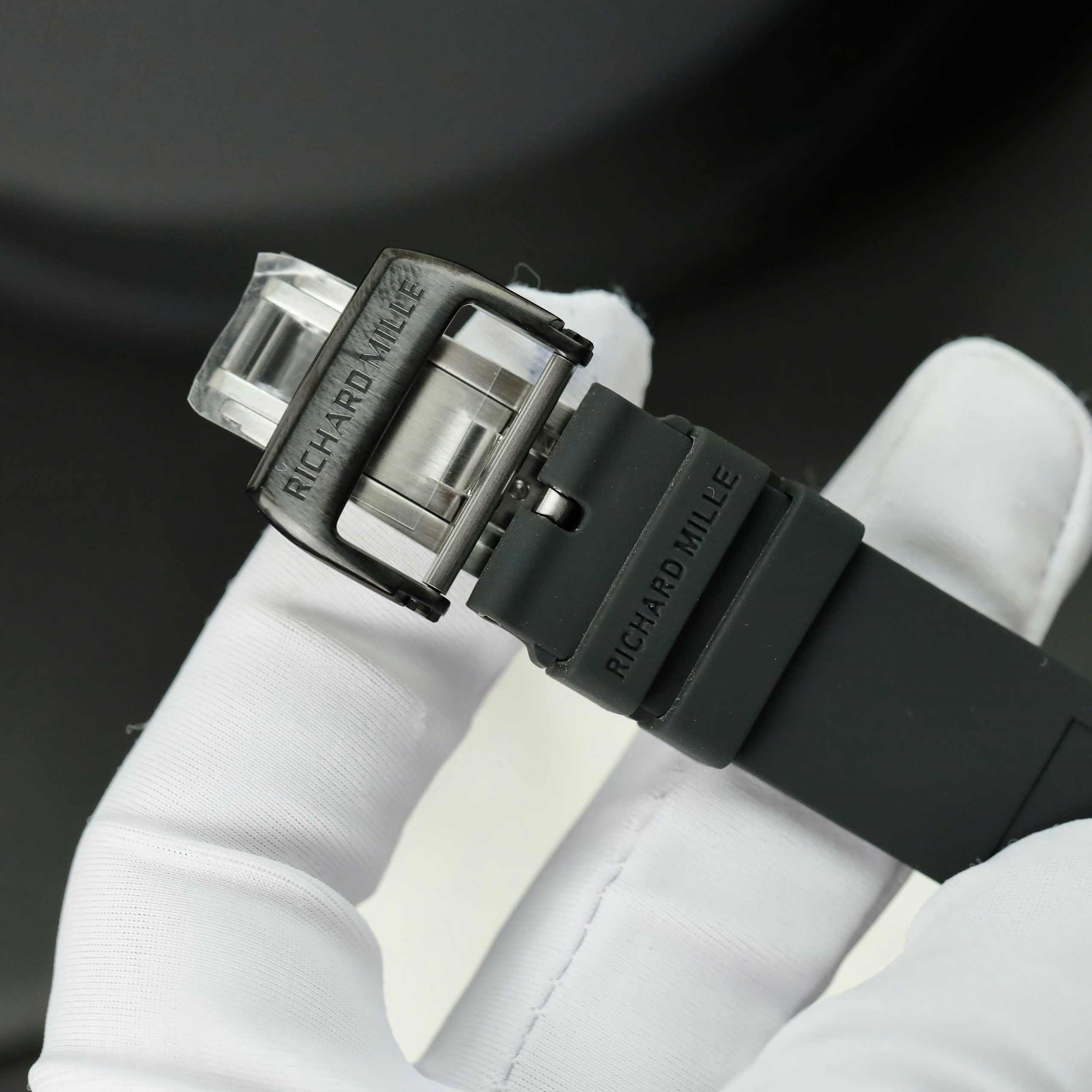 Đồng Hồ Richard Mille Rep 11 RM055 Chế Tác Vỏ Carbon NTPT Nhà Máy BBR Factory 49,9×42,7mm (1) Đồng Hồ Richard Mille Rep 11 RM055 Chế Tác Vỏ Carbon NTPT Nhà Máy BBR Factory 49,9×42,7mm (4)