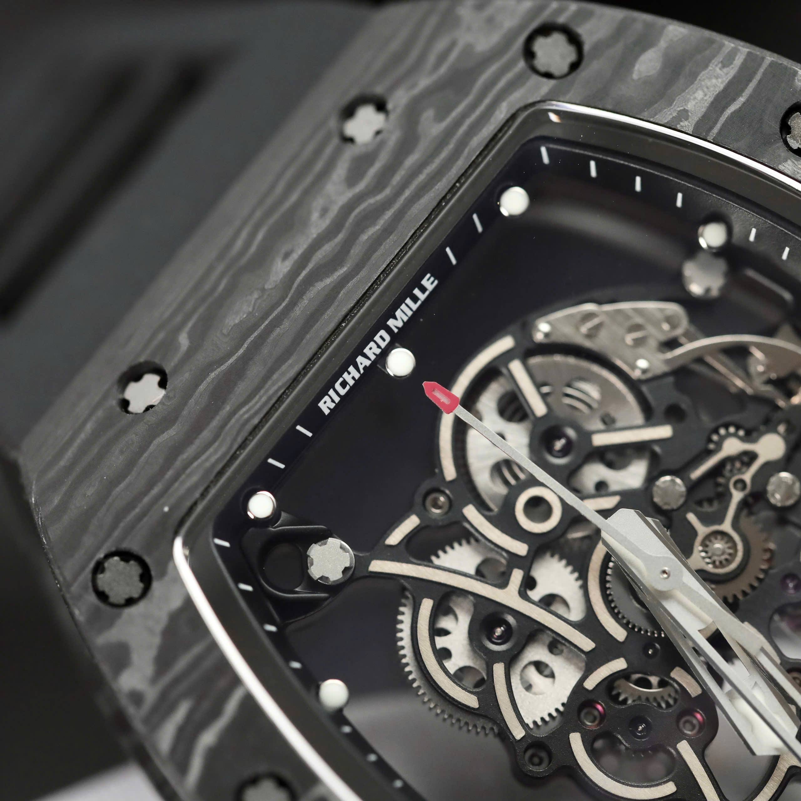 Đồng Hồ Richard Mille Rep 11 RM055 Chế Tác Vỏ Carbon NTPT Nhà Máy BBR Factory 49,9×42,7mm (5) Đồng Hồ Richard Mille Rep 11 RM055 Chế Tác Vỏ Carbon NTPT Nhà Máy BBR Factory 49,9×42,7mm (4)