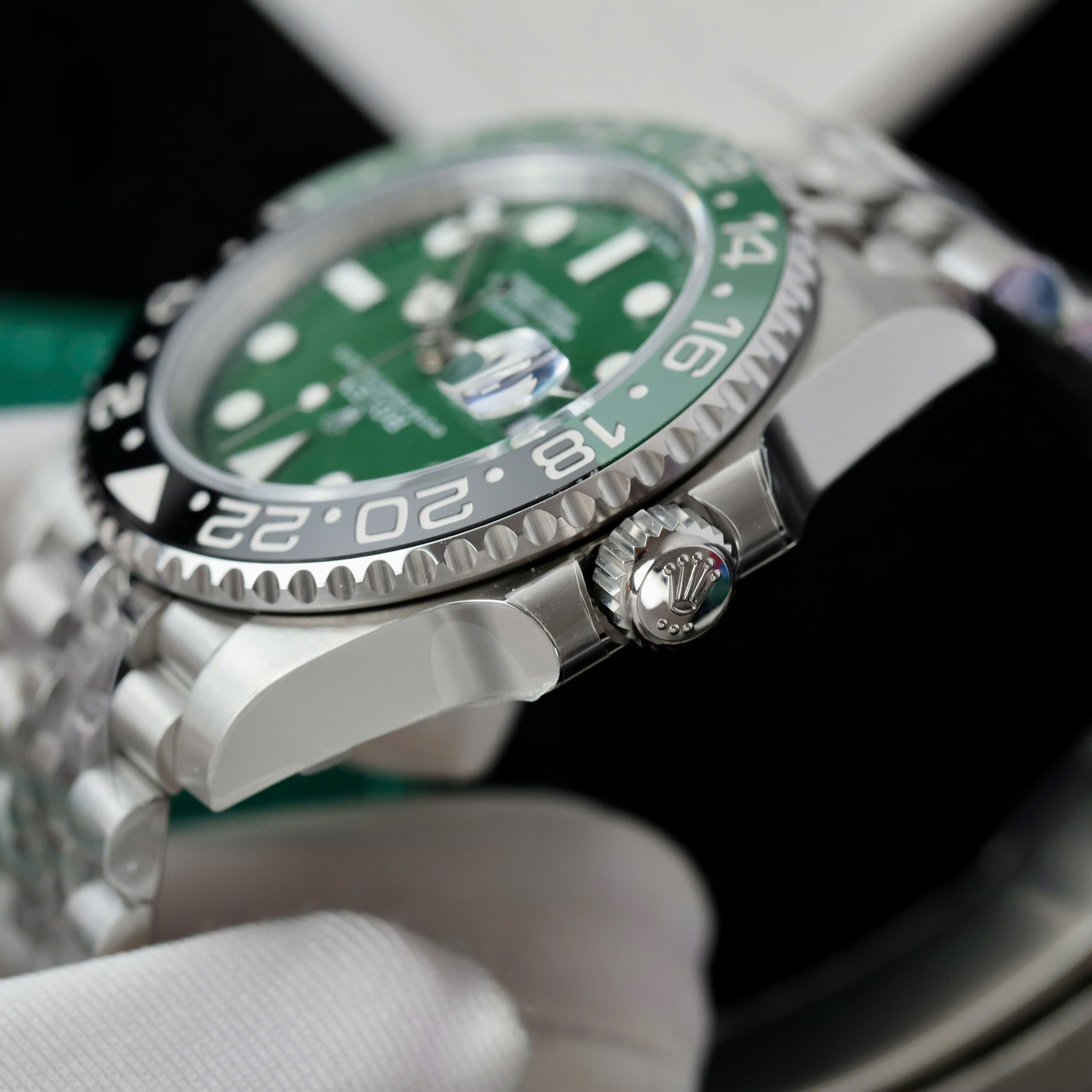 Đồng Hồ Rolex Rep 1 1 GMT-Master II 126729VTNR Dây Jubilee 40mm (9) Dong Ho Rolex Rep 1 1 GMT Master II 126729VTNR Day Jubilee 40mm 9