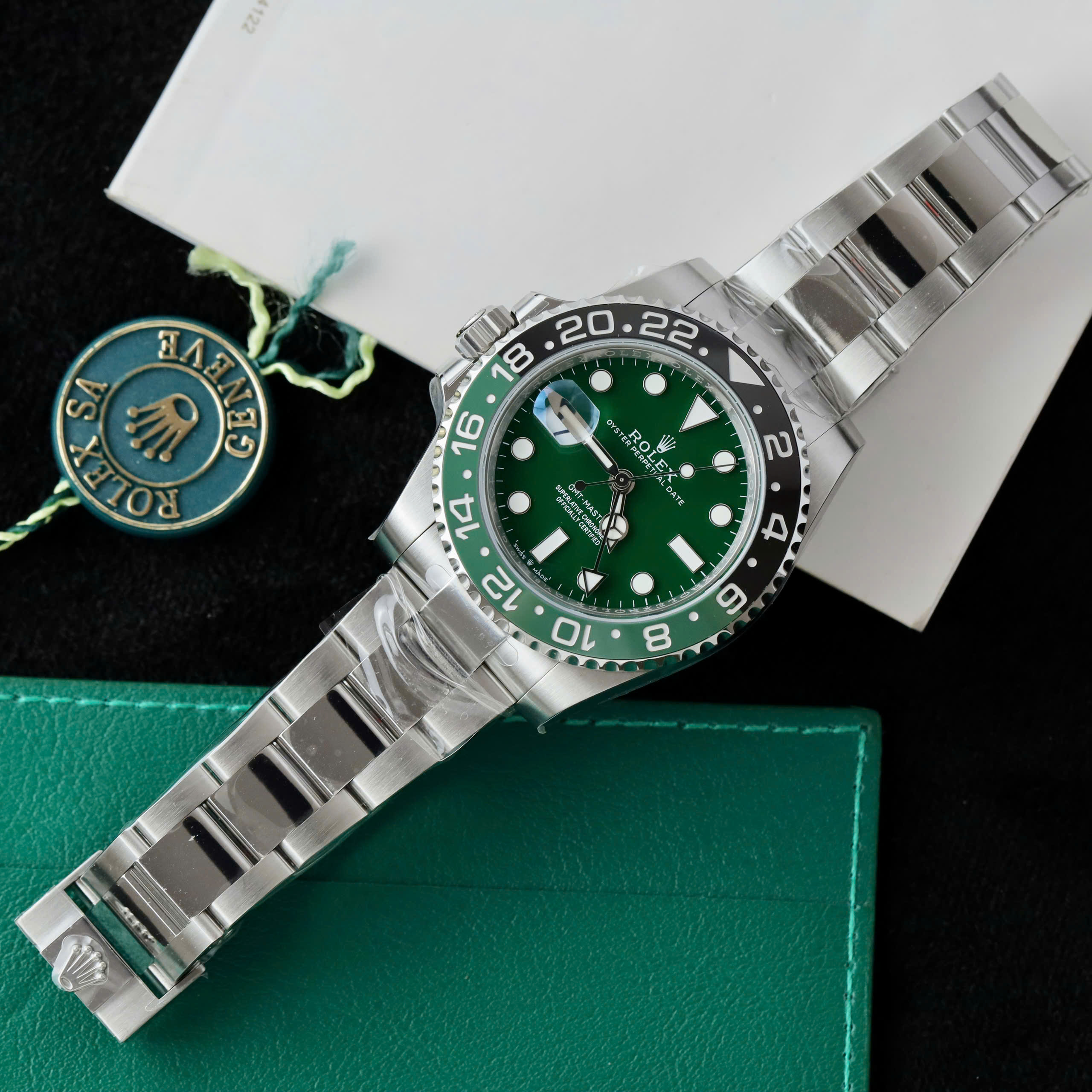 Đồng Hồ Rolex Rep 1 1 GMT-Master II 126729VTNR Dây Oyster 40mm (2) Đồng Hồ Rolex Rep 1 1 GMT-Master II 126729VTNR Dây Oyster 40mm (5)
