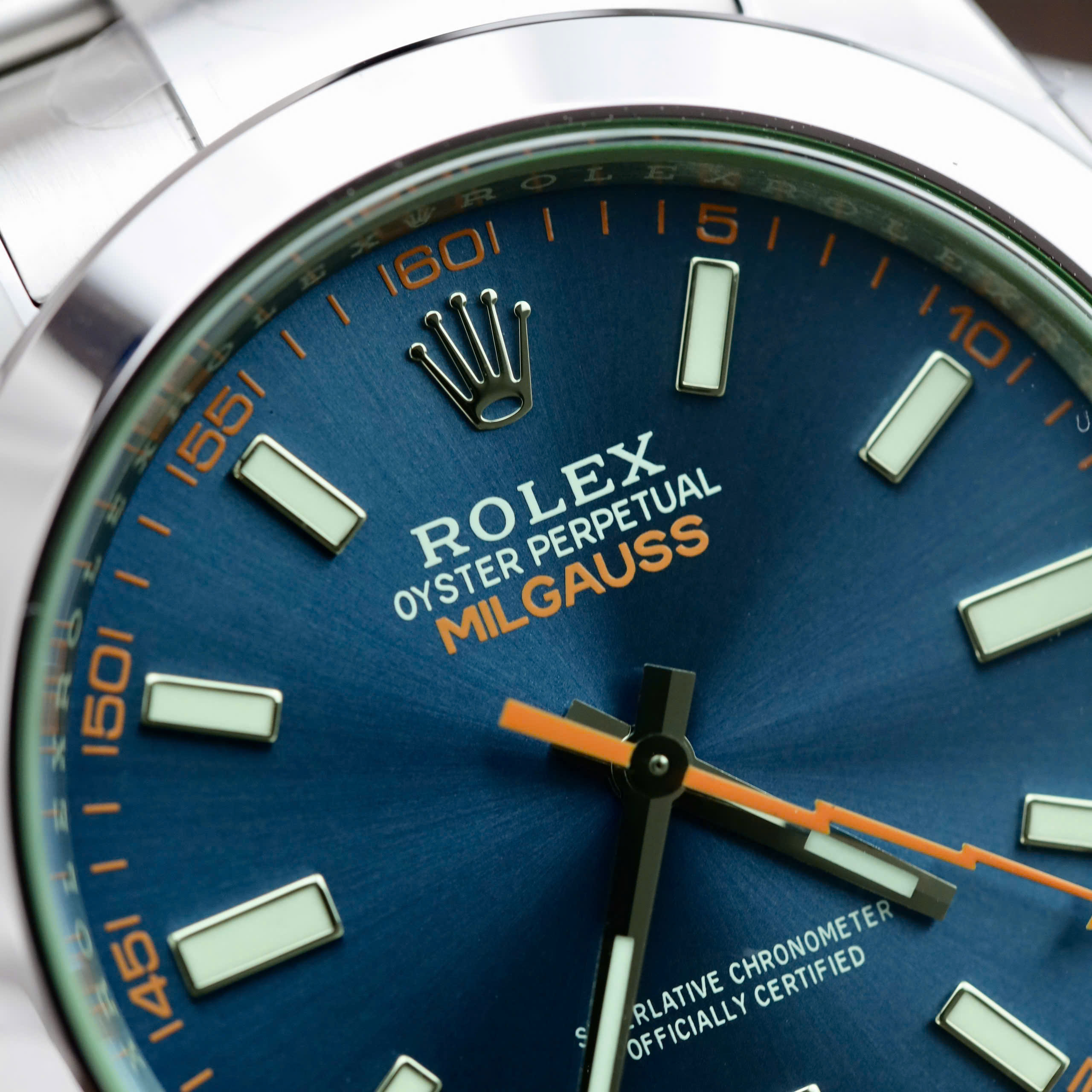 Đồng Hồ Rolex Rep 1 1 Oyster Perpetual Milgauss 116400GV Nhà Máy VS Factory 40mm (3) Đồng Hồ Rolex Rep 1 1 Oyster Perpetual Milgauss 116400GV Nhà Máy VS Factory 40mm (8)