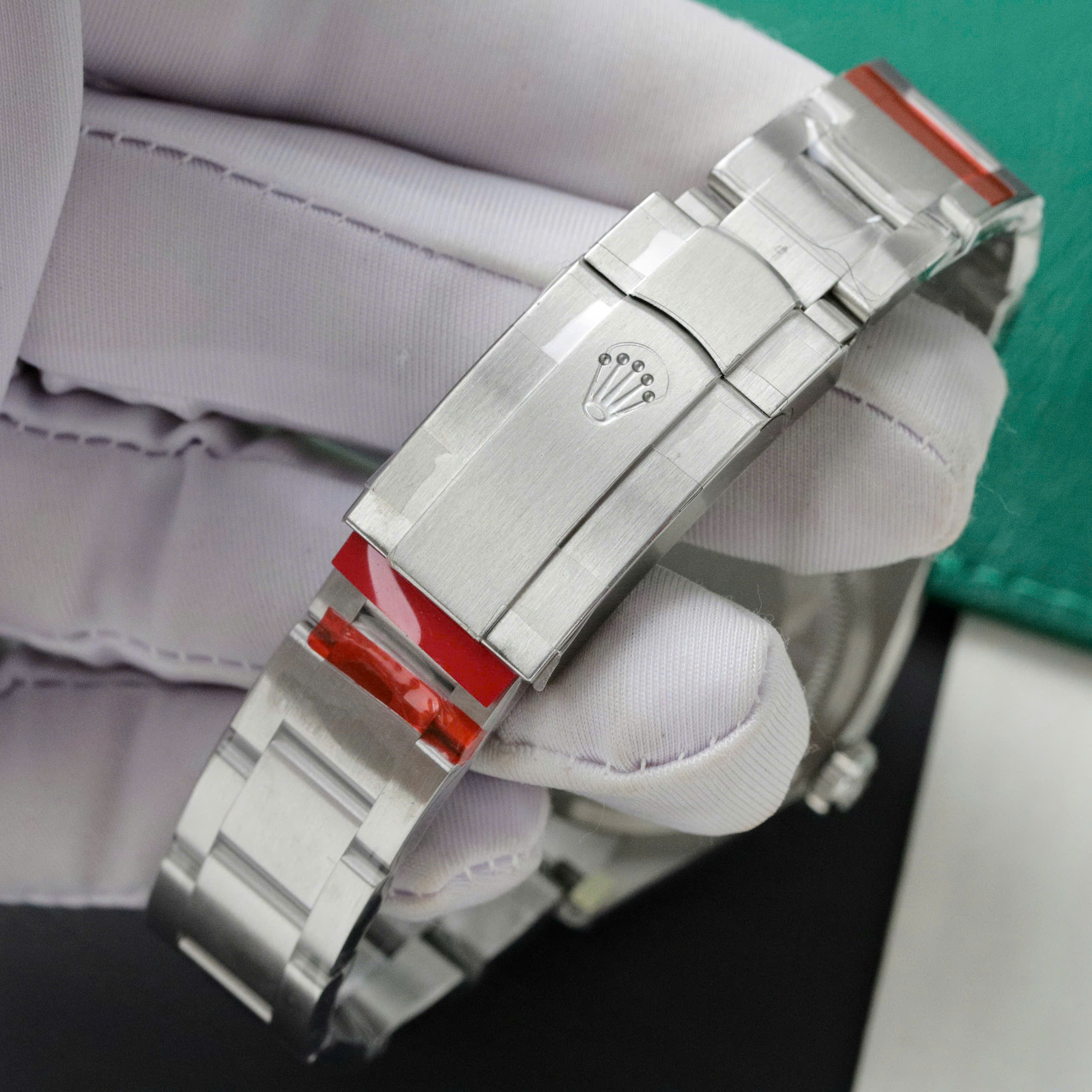 Đồng Hồ Rolex Rep 11 Oyster Perpetual 126000-0006 Replica 11 Mặt Xanh Băng VSF 36mm (1) Dong Ho Rolex Rep 11 Oyster Perpetual 126000 0006 Replica 11 Mat Xanh Bang VSF 36mm 1